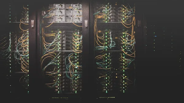 Real-Time Data Pipelines for Business